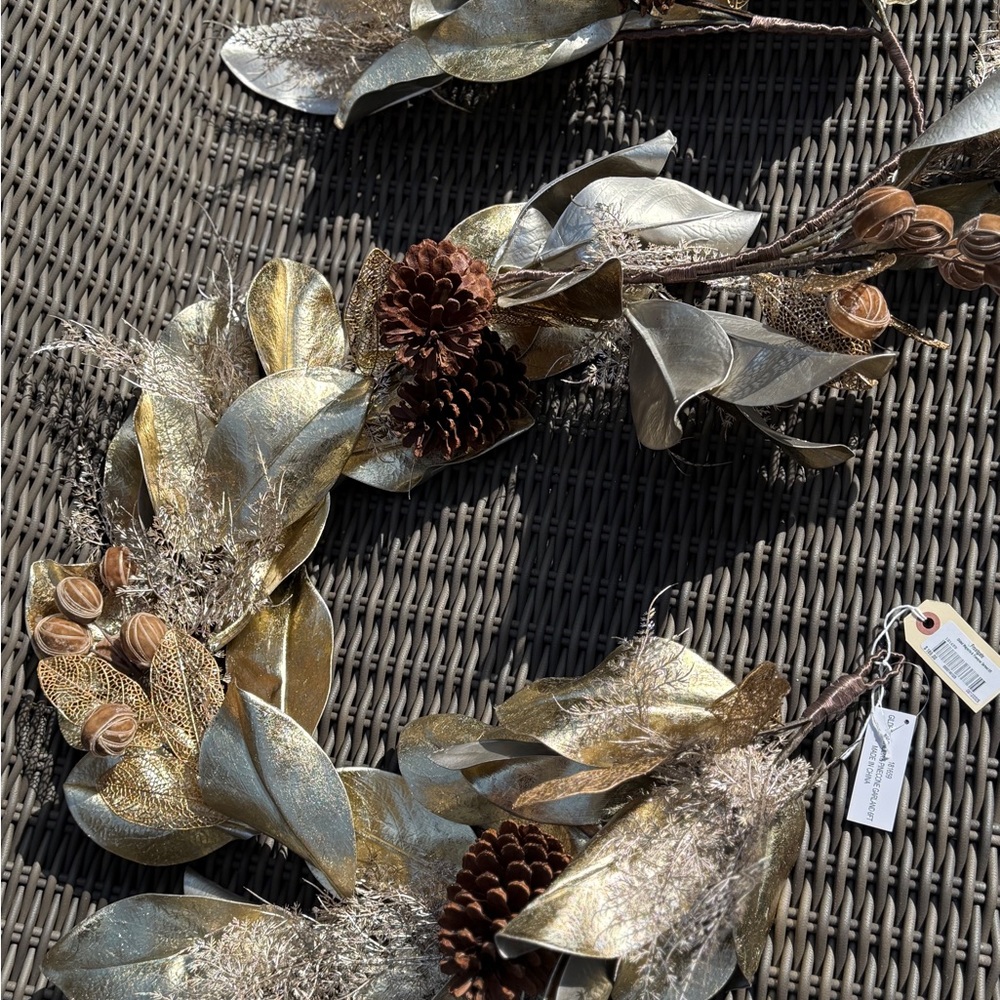 Frontgate Gold Magnolia and Pinecone Garland 6 ft - NWT - Picture 2 of 15